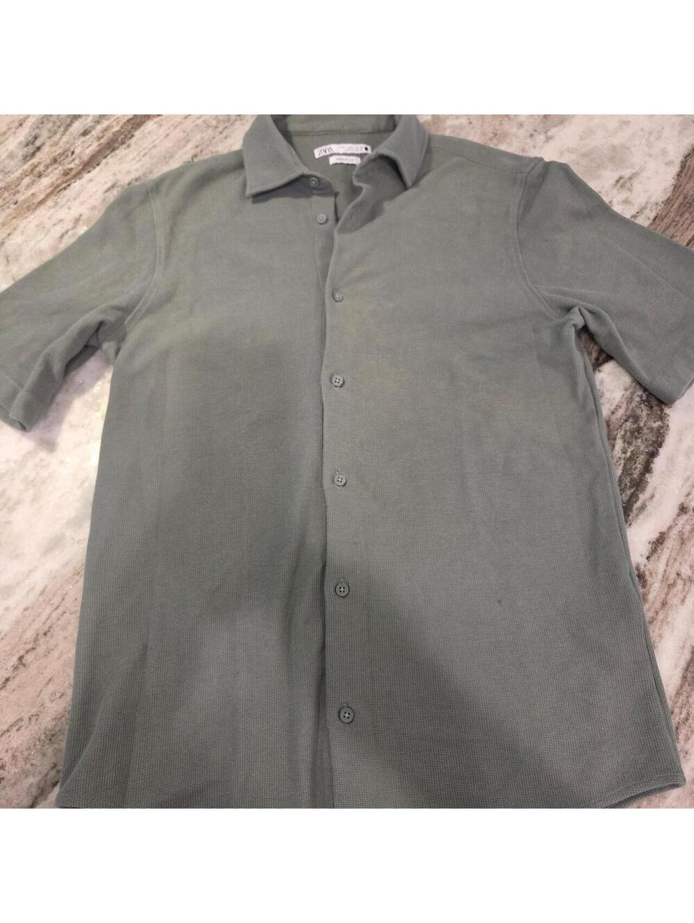 ZARA Women's Olive Green Short Sleeve Button-Up Shirt, Size S, Regular Fit